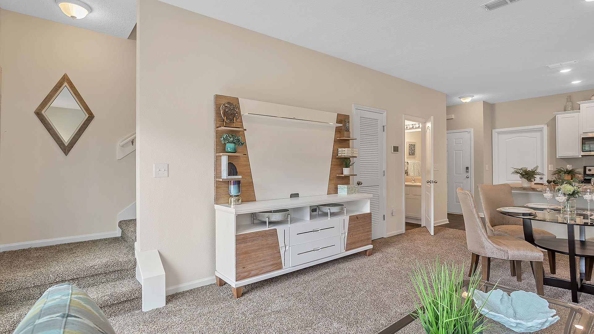 Aralia Place in Jacksonville, Florida