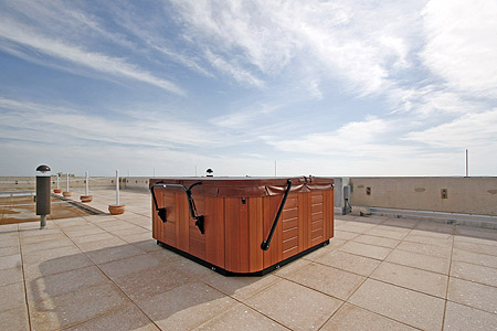 Roof Top Hot Tub